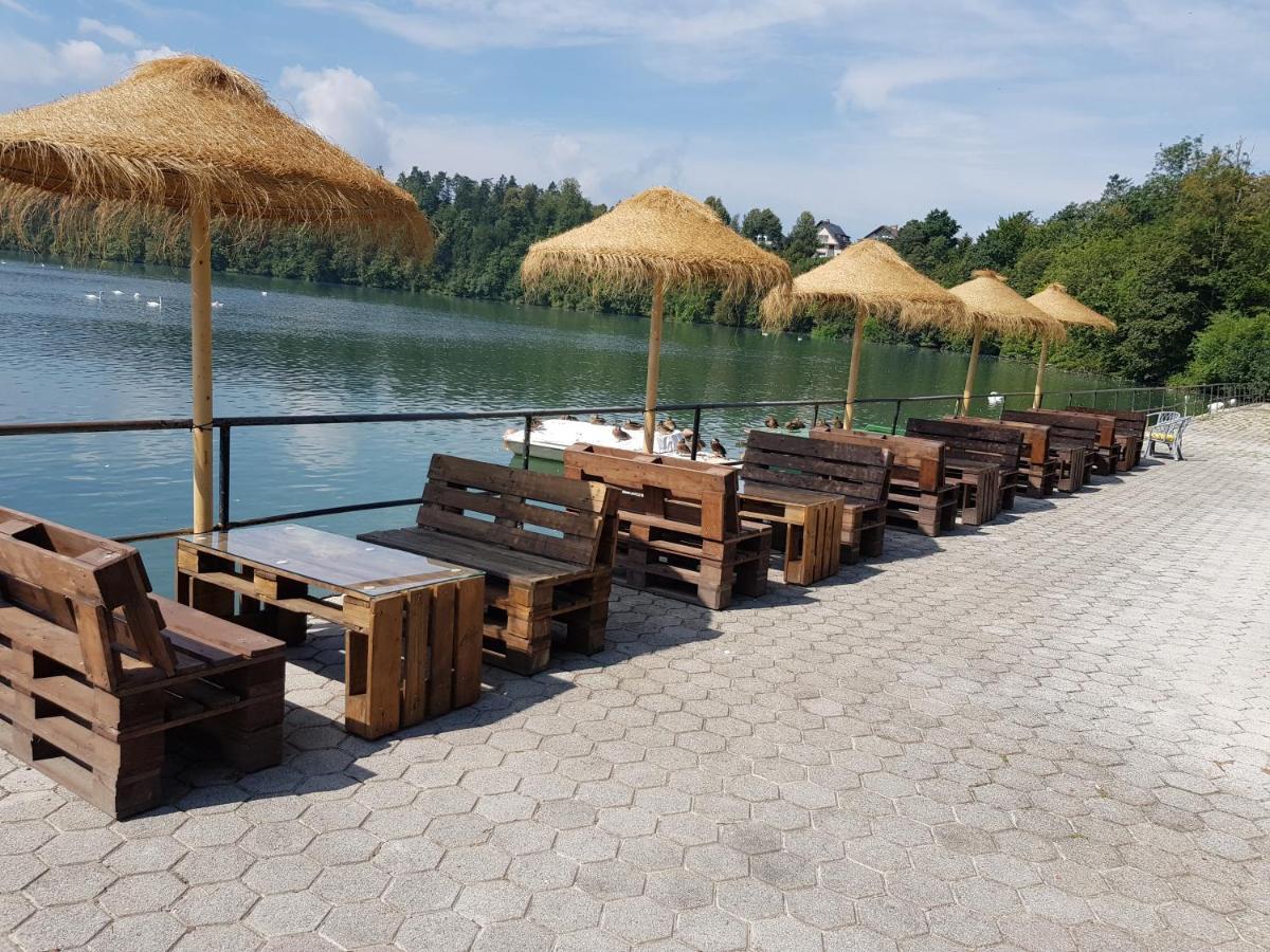 Gostisce Jezero Bed & Breakfast Medvode Ngoại thất bức ảnh