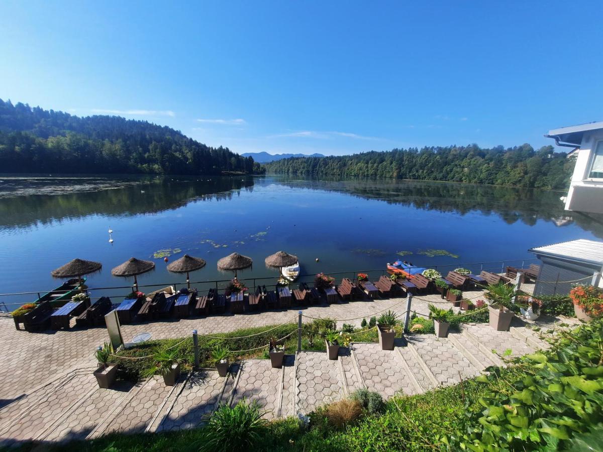 Gostisce Jezero Bed & Breakfast Medvode Ngoại thất bức ảnh