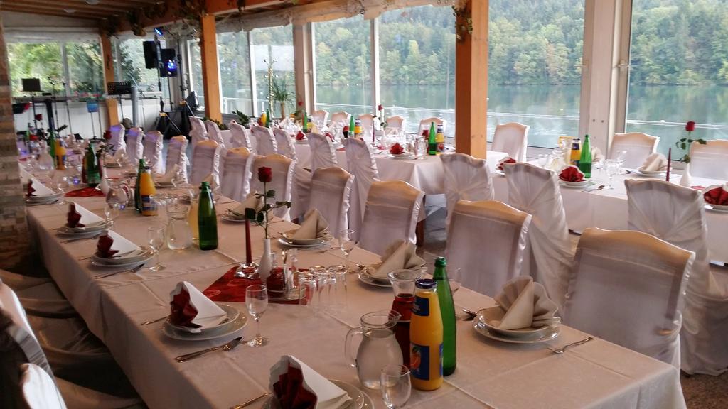 Gostisce Jezero Bed & Breakfast Medvode Ngoại thất bức ảnh