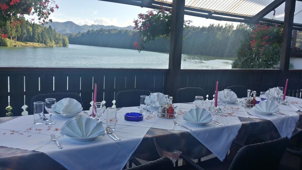 Gostisce Jezero Bed & Breakfast Medvode Ngoại thất bức ảnh