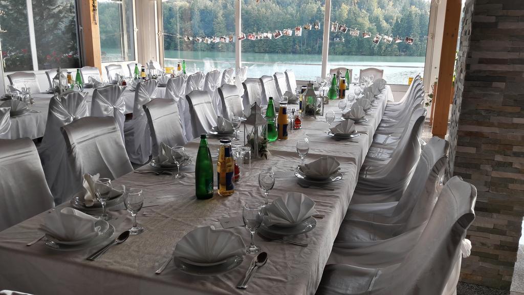 Gostisce Jezero Bed & Breakfast Medvode Ngoại thất bức ảnh